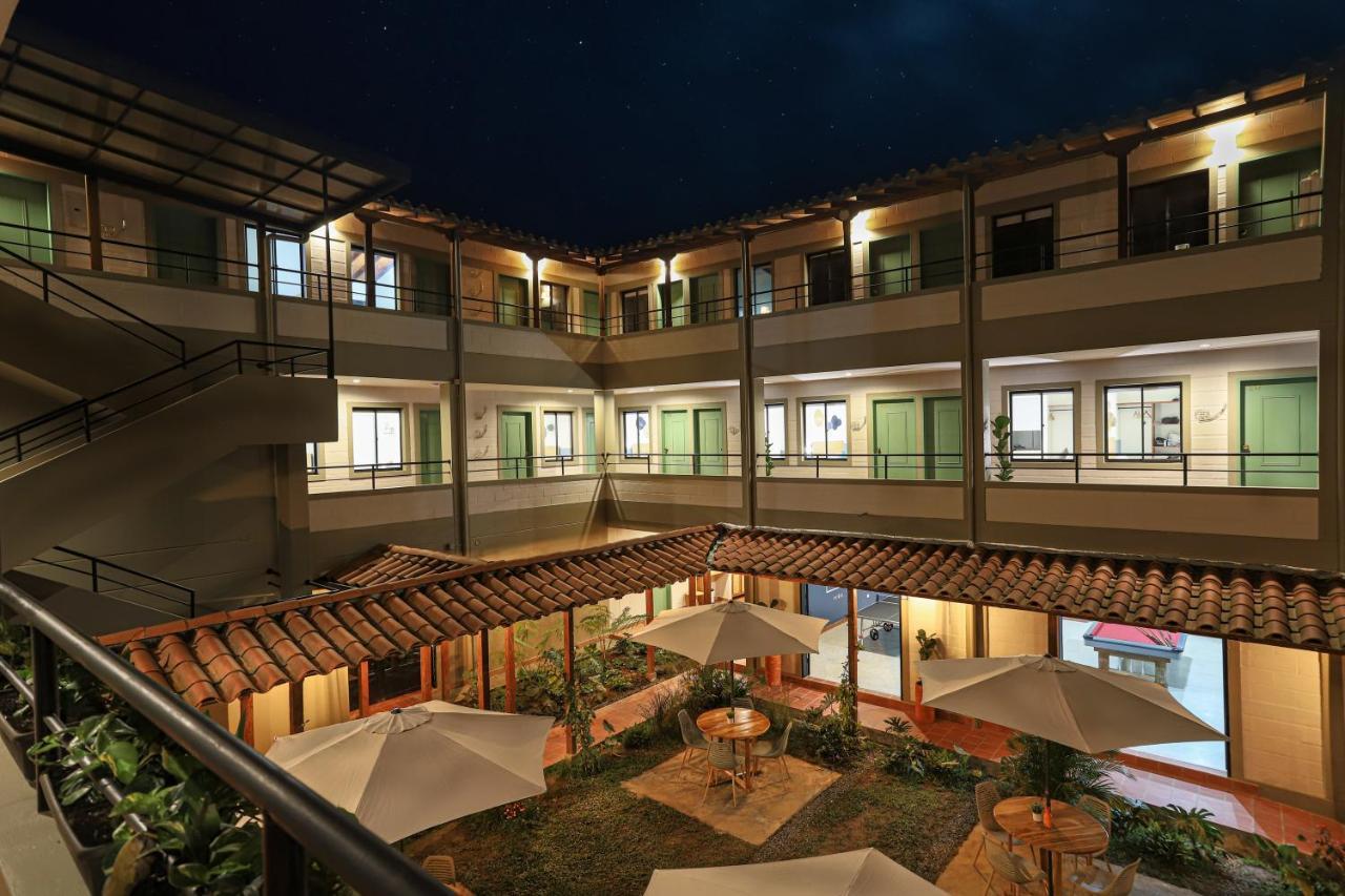 Soy Local Guatape Hotel Luaran gambar