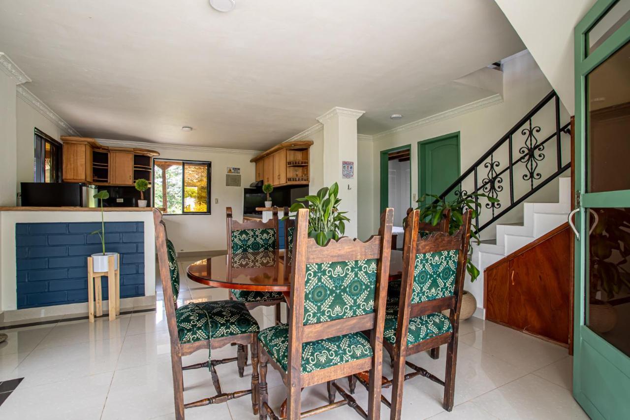 Soy Local Guatape Hotel Luaran gambar