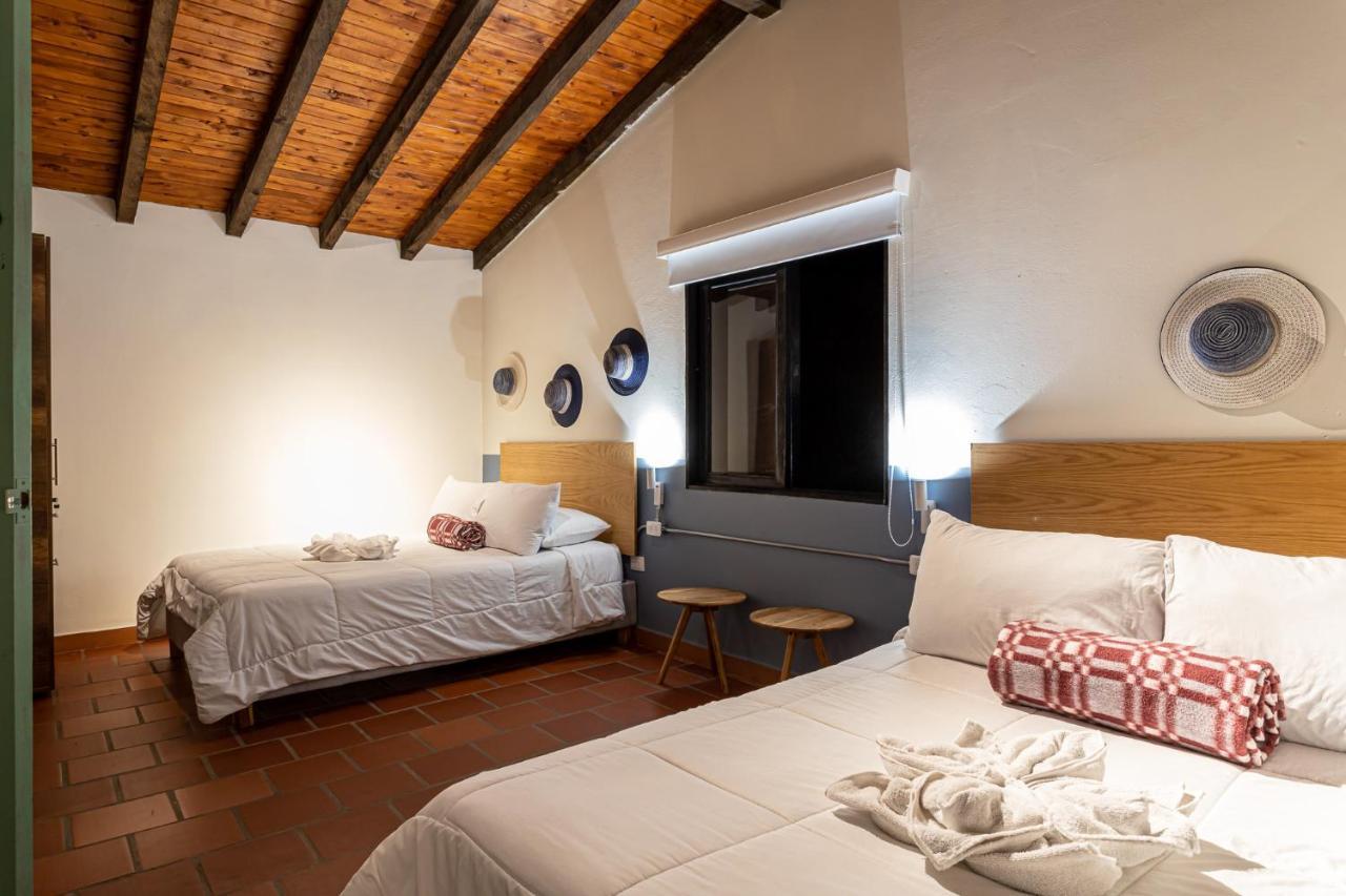 Soy Local Guatape Hotel Luaran gambar