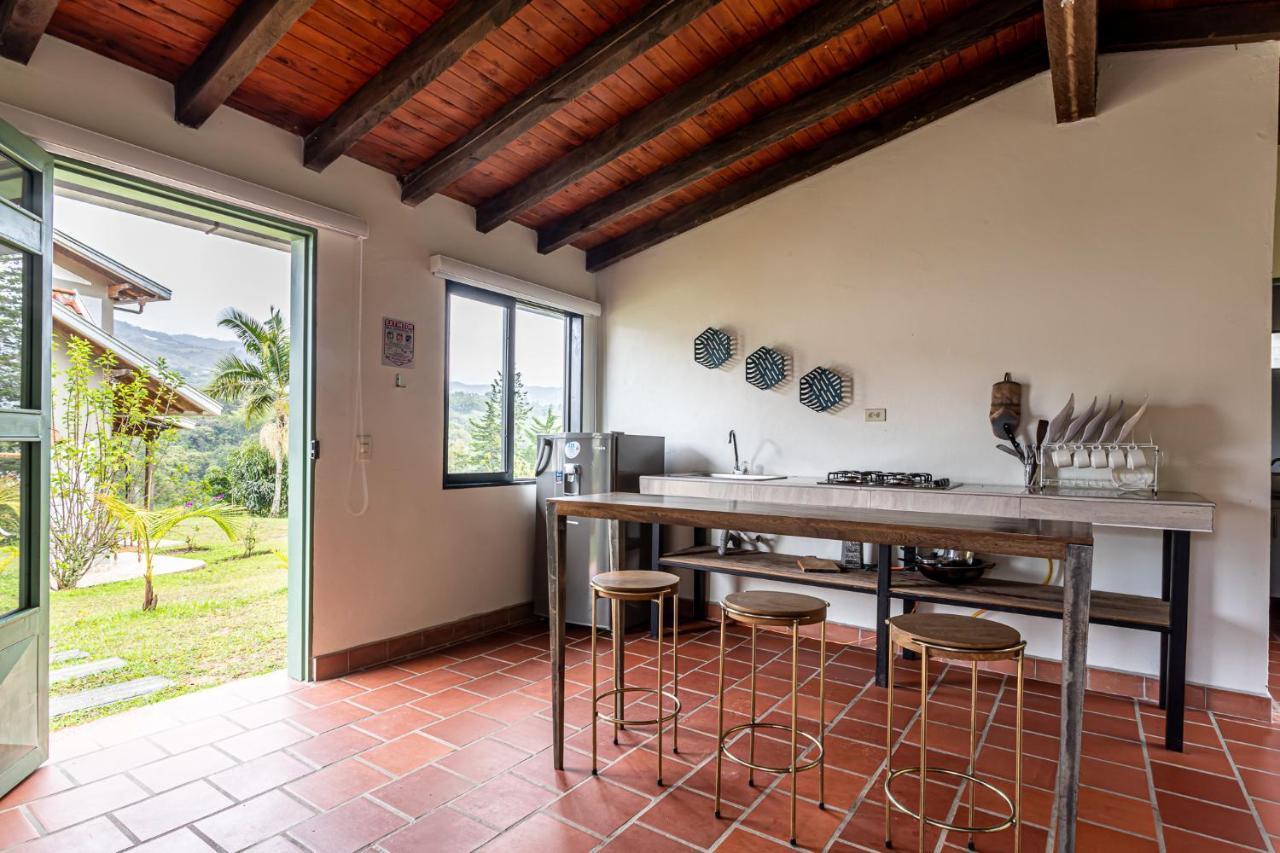 Soy Local Guatape Hotel Luaran gambar