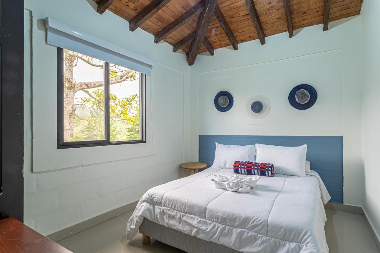 Soy Local Guatape Hotel Luaran gambar